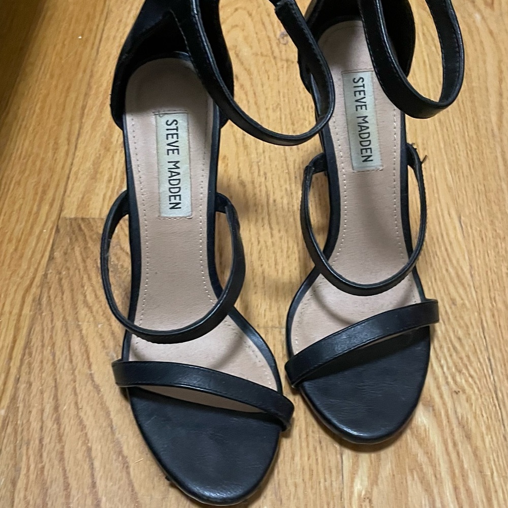 Steve Madden Elegant Black Heels